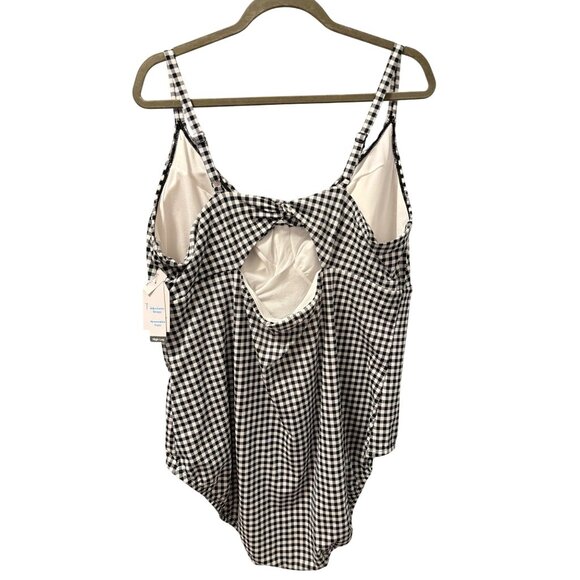 Black And White Gingham One Piece Swimsuit Plus Size Twist Front Cut OutSz 3X - Picture 8 of 12